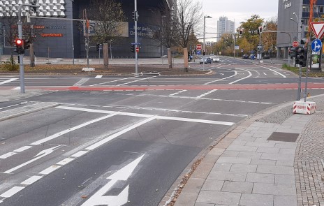 2021 11 01 Dippser Platz 6 RVK 926 Foto ADFC DD klein