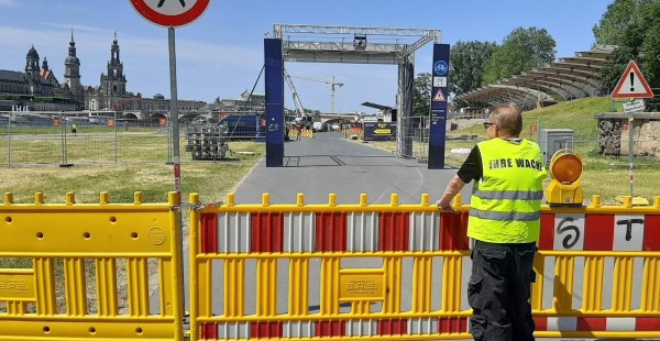 20210621 Elberadweg Blockade 2 Foto ADFC Dresden klein